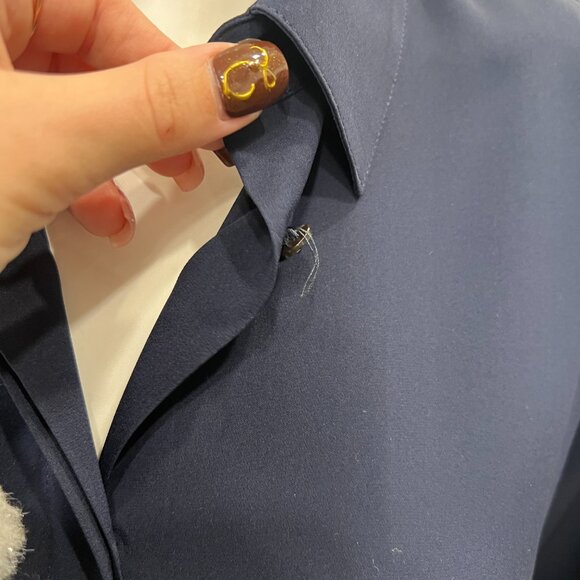 $850 The Row Blue Silk Blouse Button Down Blouse Shirt size 8 - Picture 3 of 9
